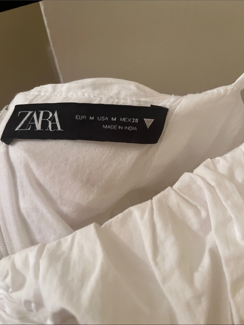 Zara White Eyelet Babydoll Mini Dress Size M - Picture 5 of 7